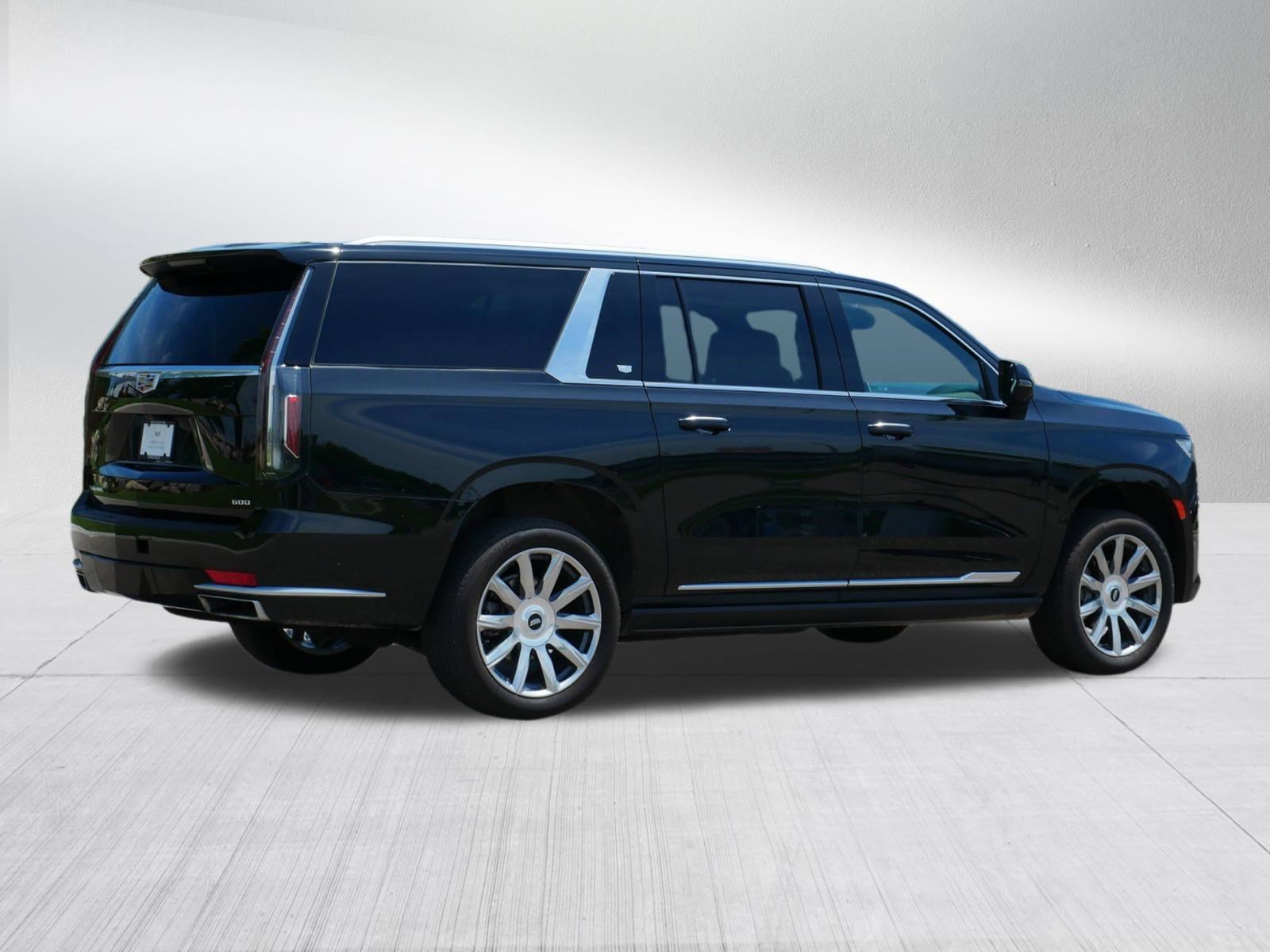 Certified Used 2024 Black Raven Cadillac Premium Luxury Platinum image 5