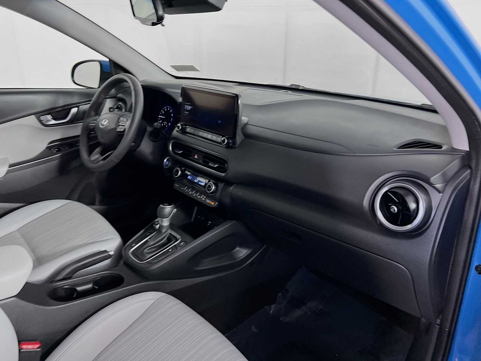 Certified Used 2023 Blue Wave Hyundai SEL image 30