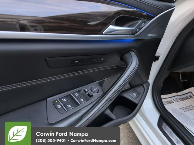 Used 2018 White BMW M550i xDrive image 11