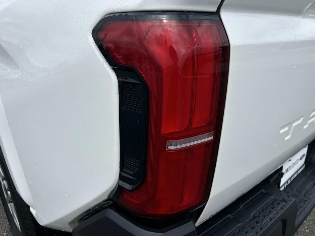 2024 Toyota Tacoma SR - Photo 11