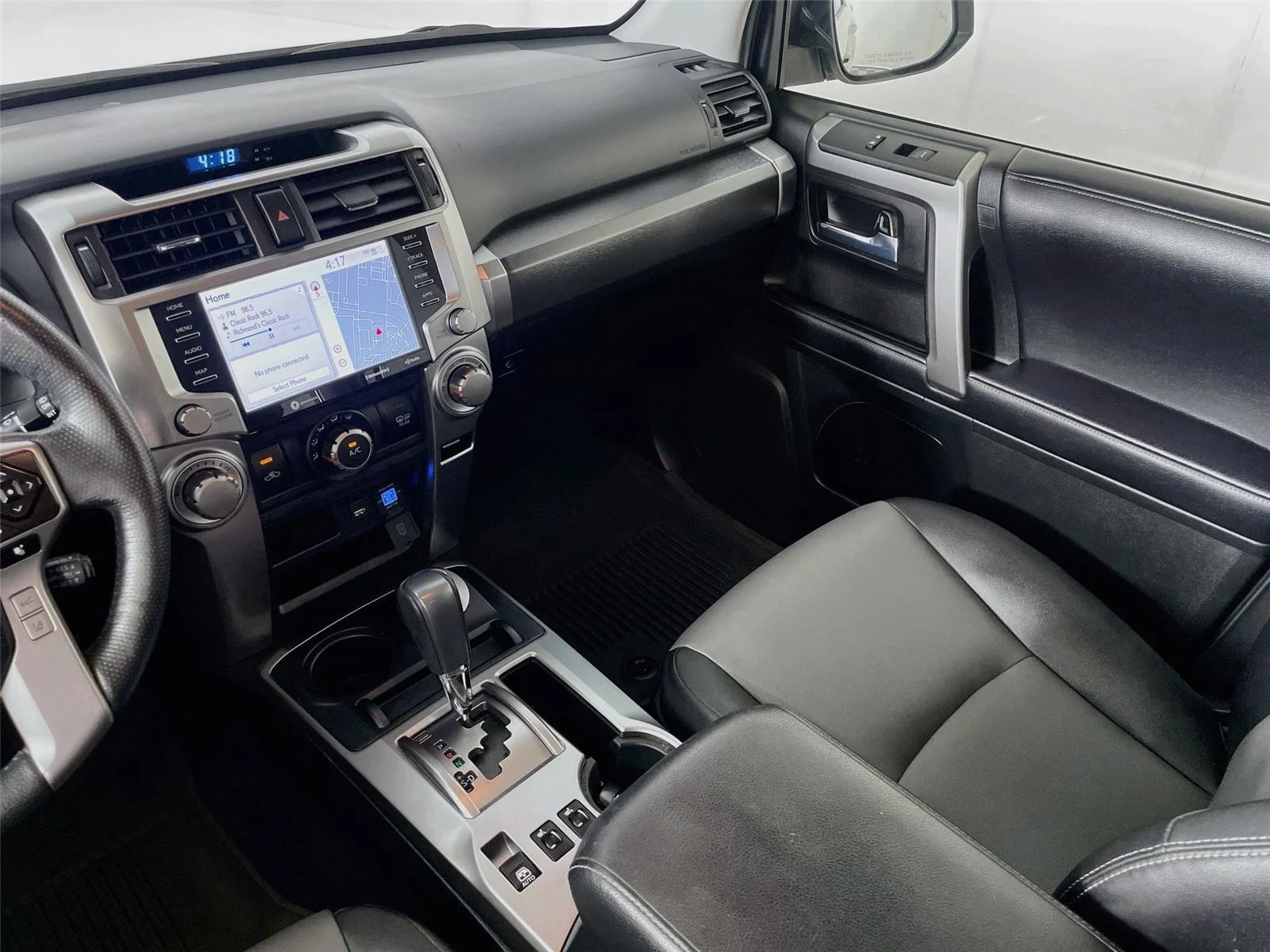 Used 2023 Ice Cap Toyota SR5 Premium image 26