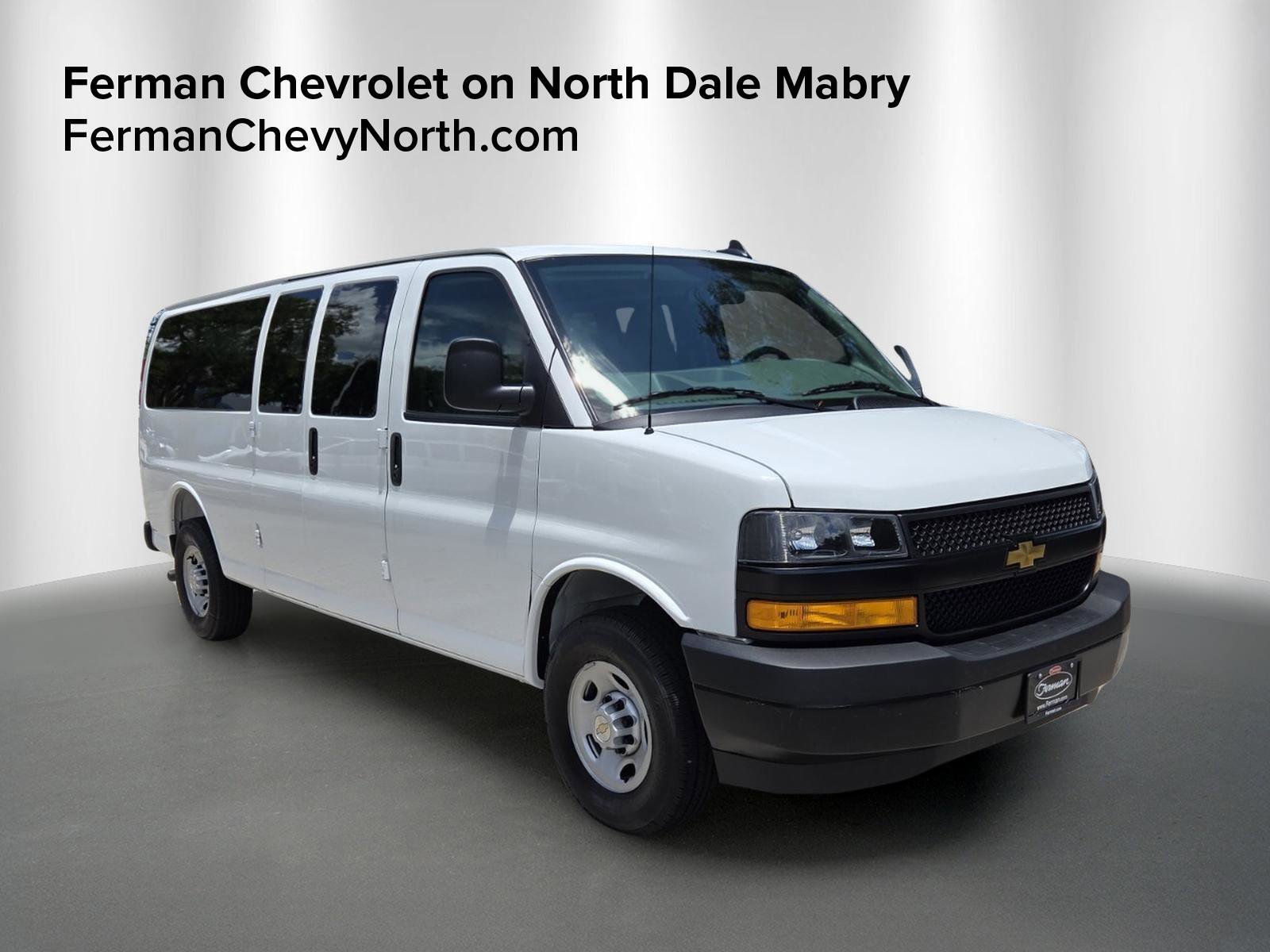 2026 Chevrolet Express 3500 LS Extended's photo