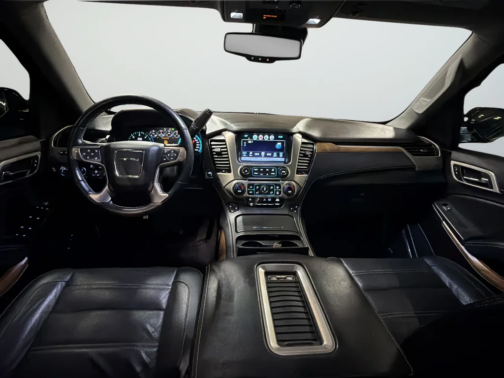 Used 2020 Black GMC Denali image 9