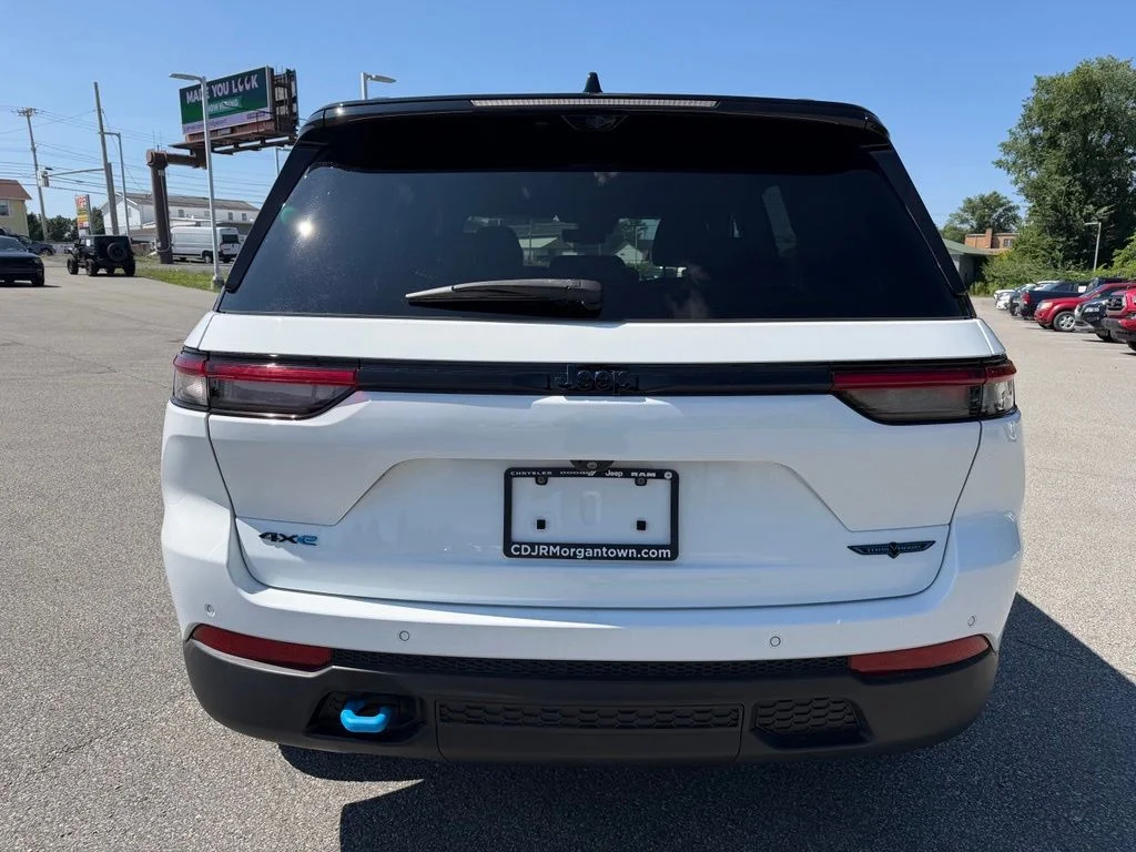 Certified Used 2023 White Jeep Trailhawk 4xe image 4