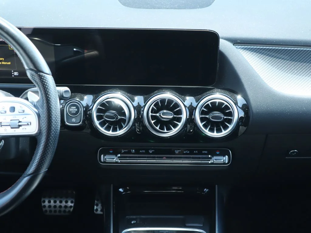 Used 2023 Silver Mercedes-Benz GLA 250 image 8