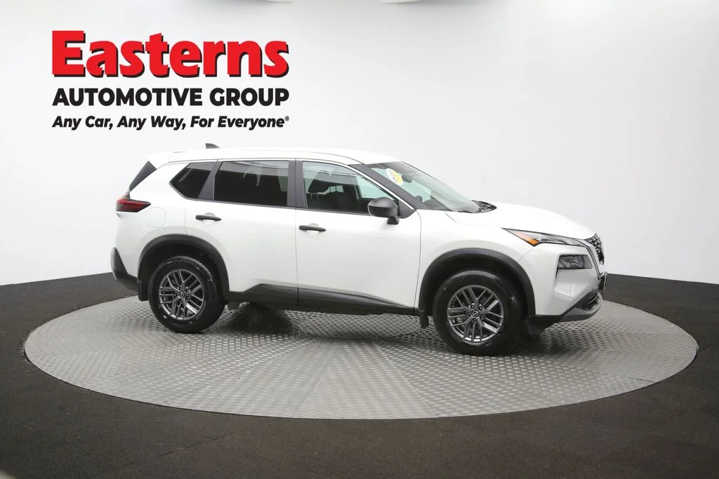 Used 2023 White Nissan S image 48