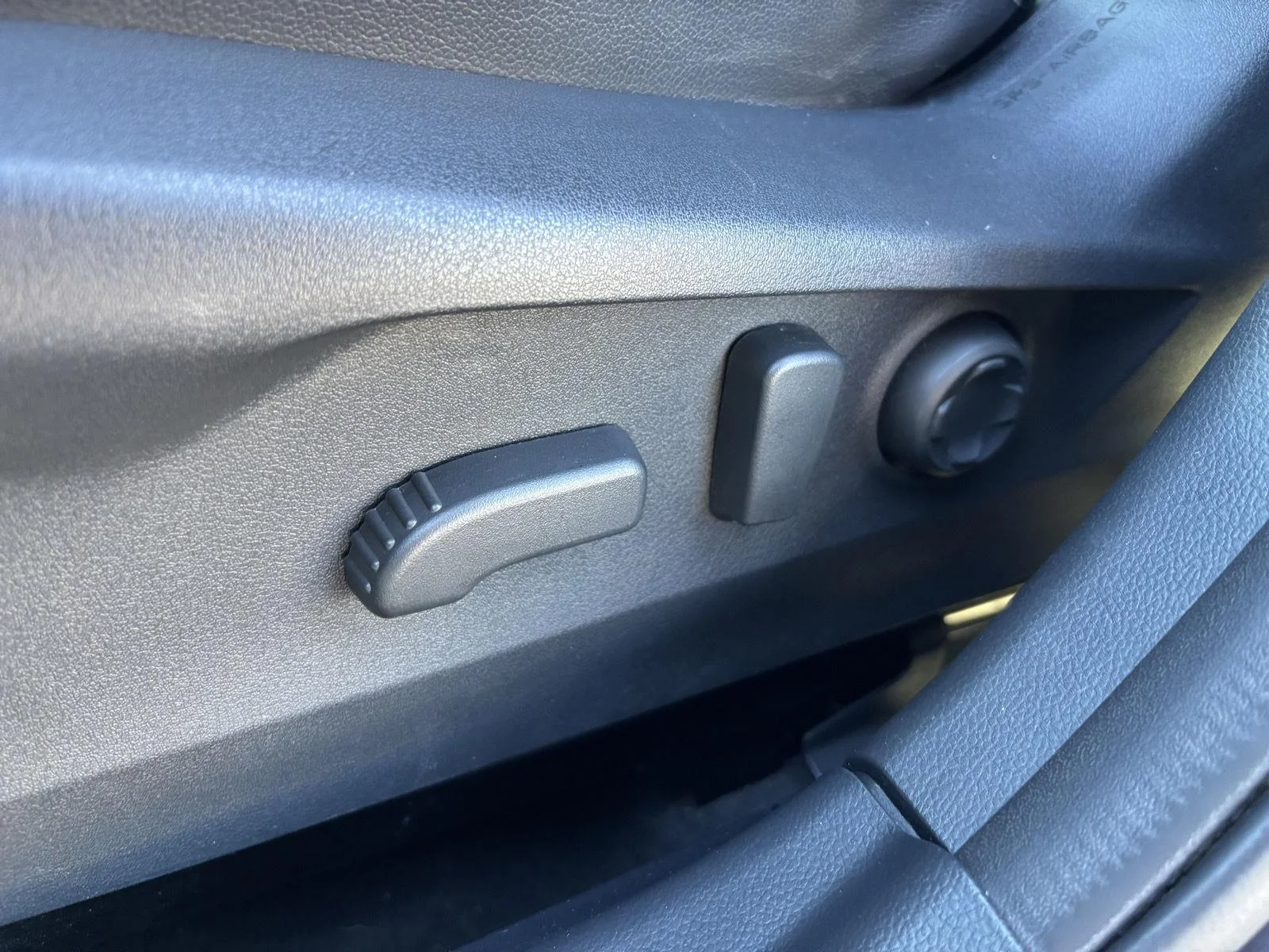 Used 2024  Subaru Limited image 16