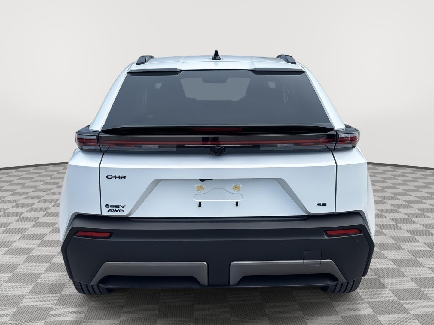 New 2026 Wind Chill Pearl <sup>1</sup> Toyota  SE image 5