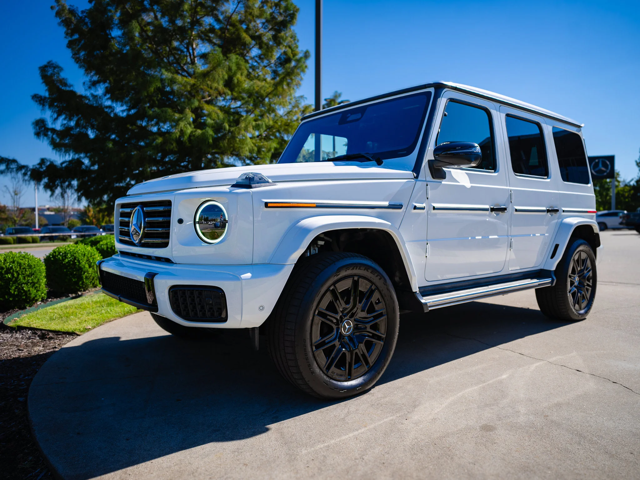 Certified Used 2025 Moonlight White Mercedes-Benz G 580 image 9