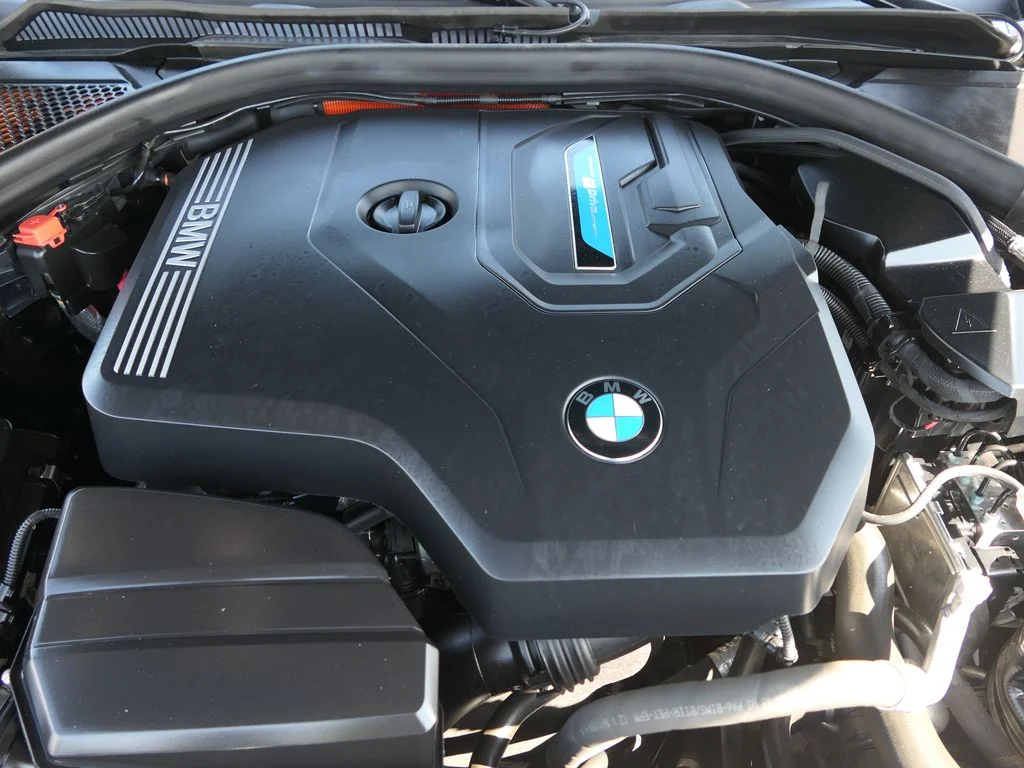 Used 2024 Jet Black BMW 330e iPerformance image 30