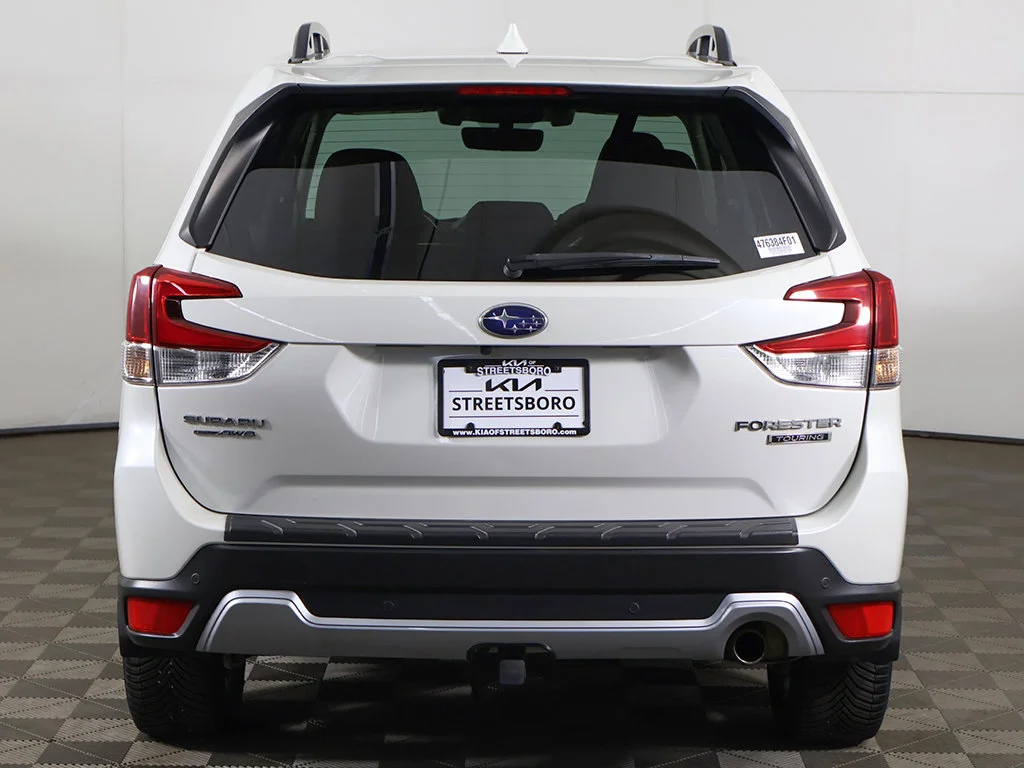 Used 2021 White Subaru Touring image 17
