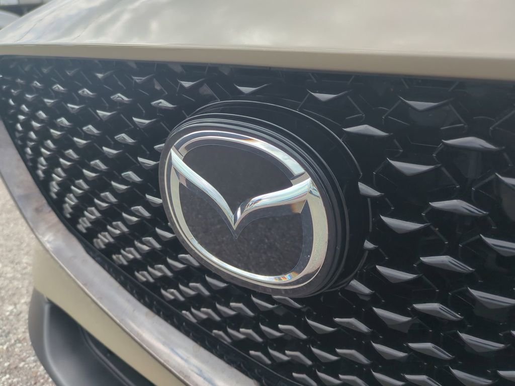 2025 Mazda CX-30 Carbon Turbo - Photo 13