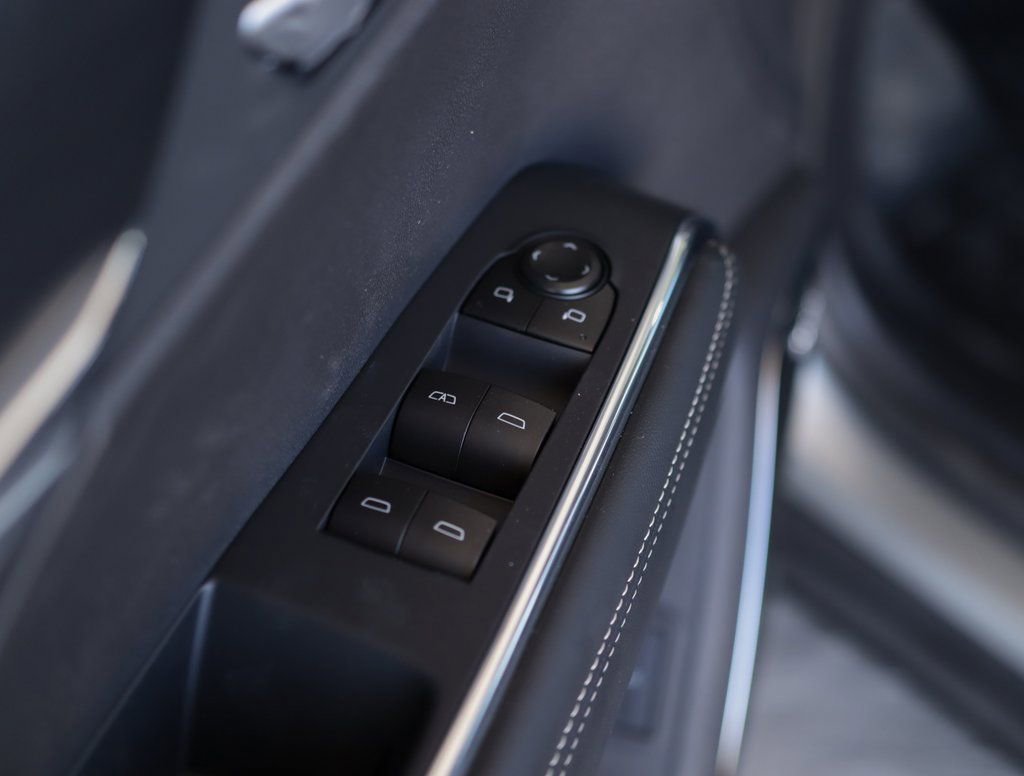 2026 GMC Acadia Elevation - Photo 25