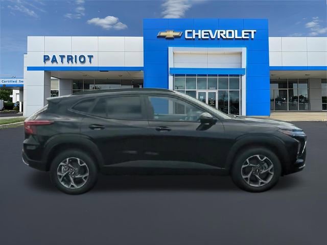 2026 Chevrolet Trax LT - Photo 11