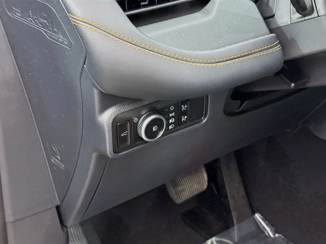New 2026 Carbonized Gray Metallic Ford Tremor® image 10