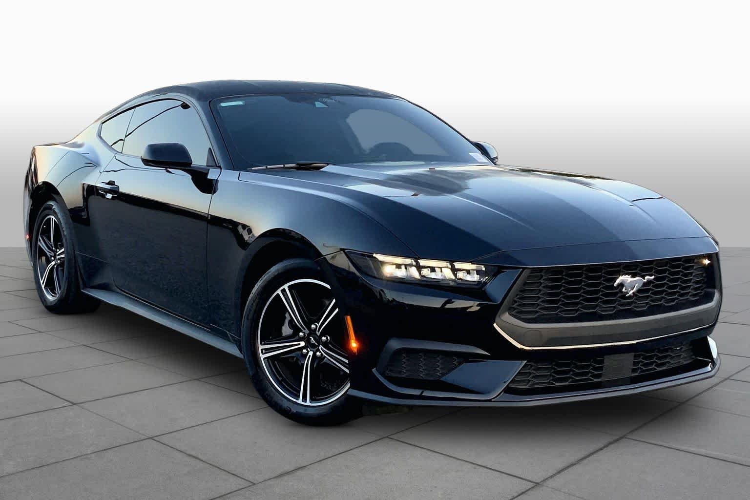 Used 2025 Shadow Black Ford EcoBoost image 3