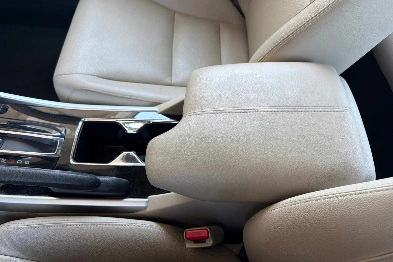 Used 2016  Honda EX-L image 25