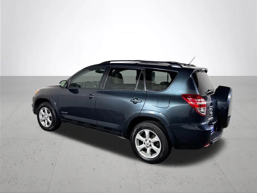 Used 2011 Green Toyota Limited image 8