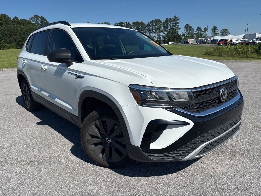 2022 Volkswagen Taos 1.5T S's photo