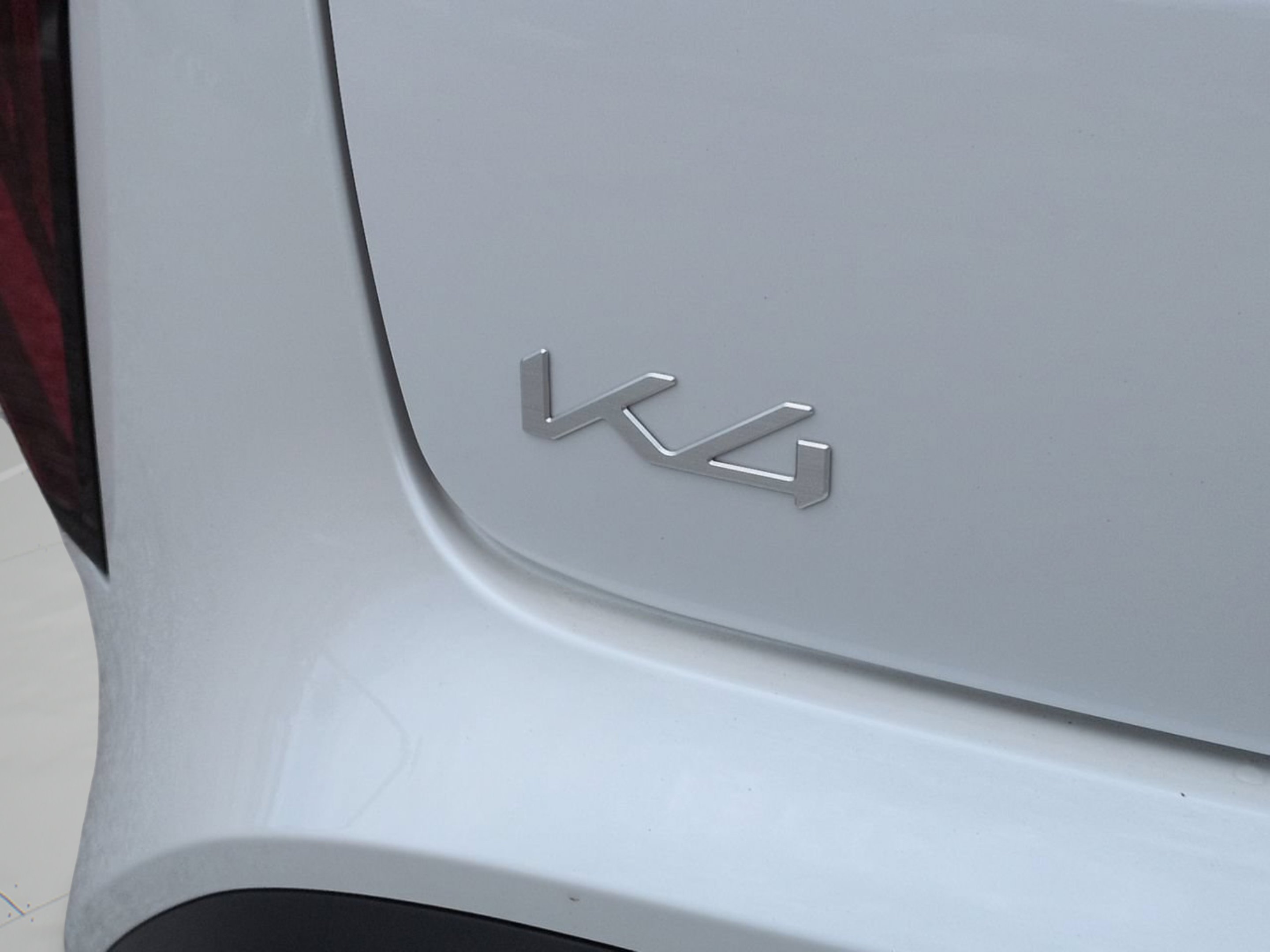 New 2026 Snow White Pearl Kia EX image 15