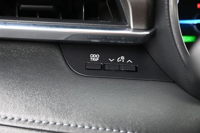 Used 2021 Gray Toyota Limited image 37