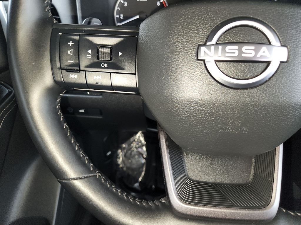 Used 2025 Gray Nissan SV AWD image 24