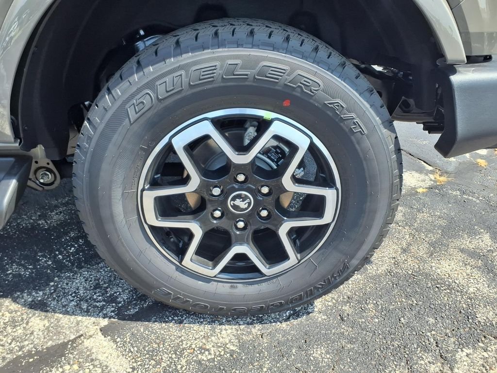 New 2026 Marsh Gray Ford Outer Banks® image 8