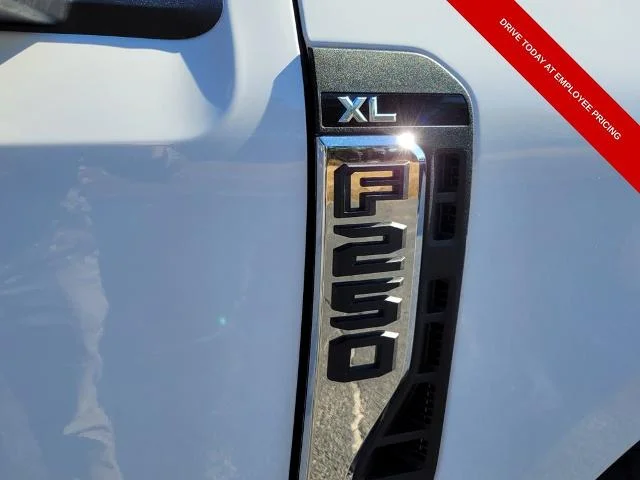 New 2026 Oxford White Ford F-250® XL image 43