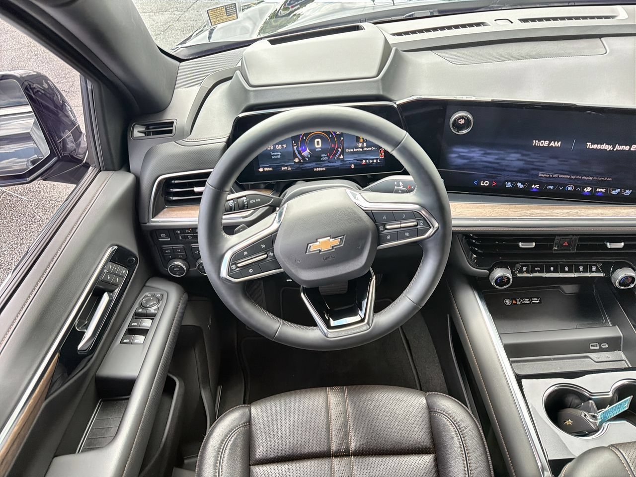 Used 2025 Dark Ash Metallic Chevrolet High Country image 10
