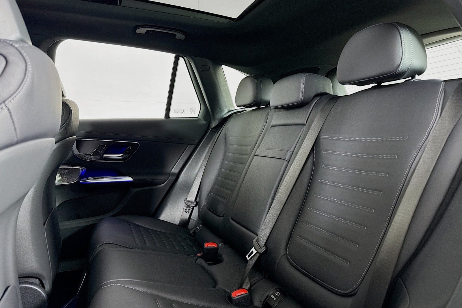 2026 Mercedes-Benz GLC AMG GLC43 - Photo 7