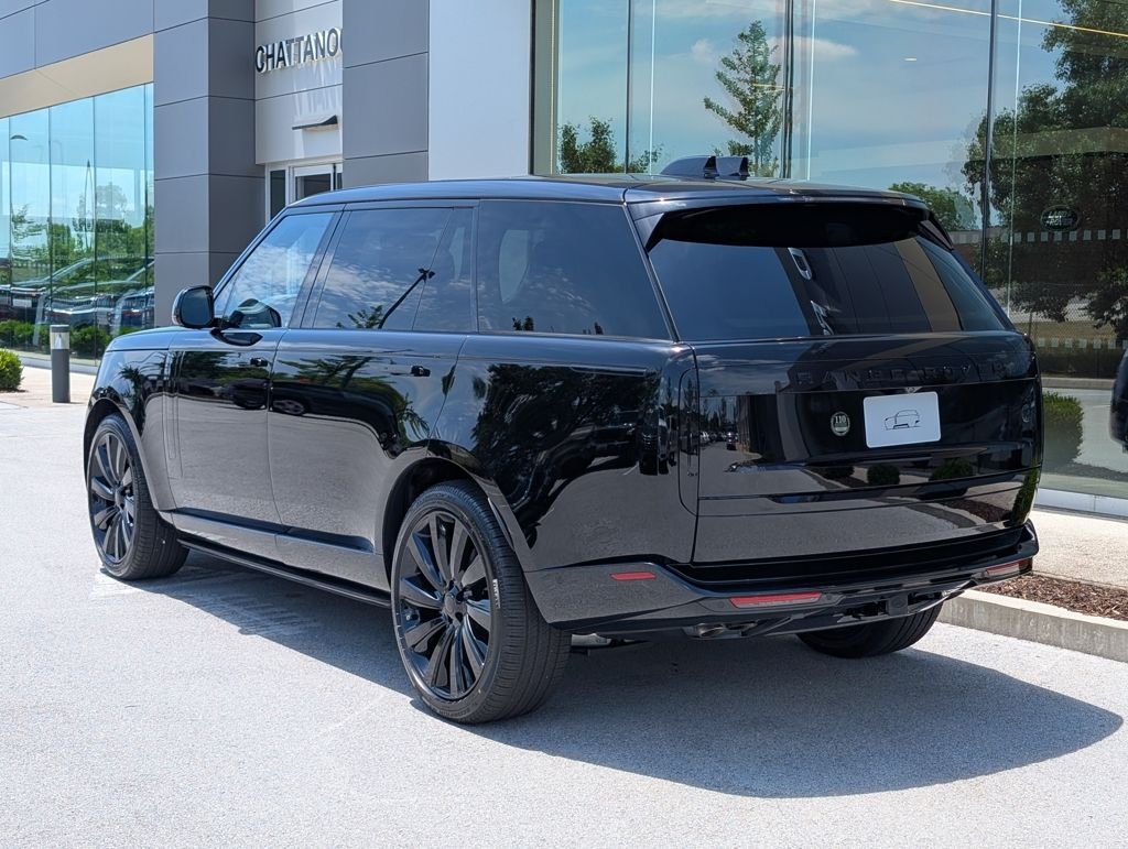 New 2026 Narvik Black Land Rover SV image 3