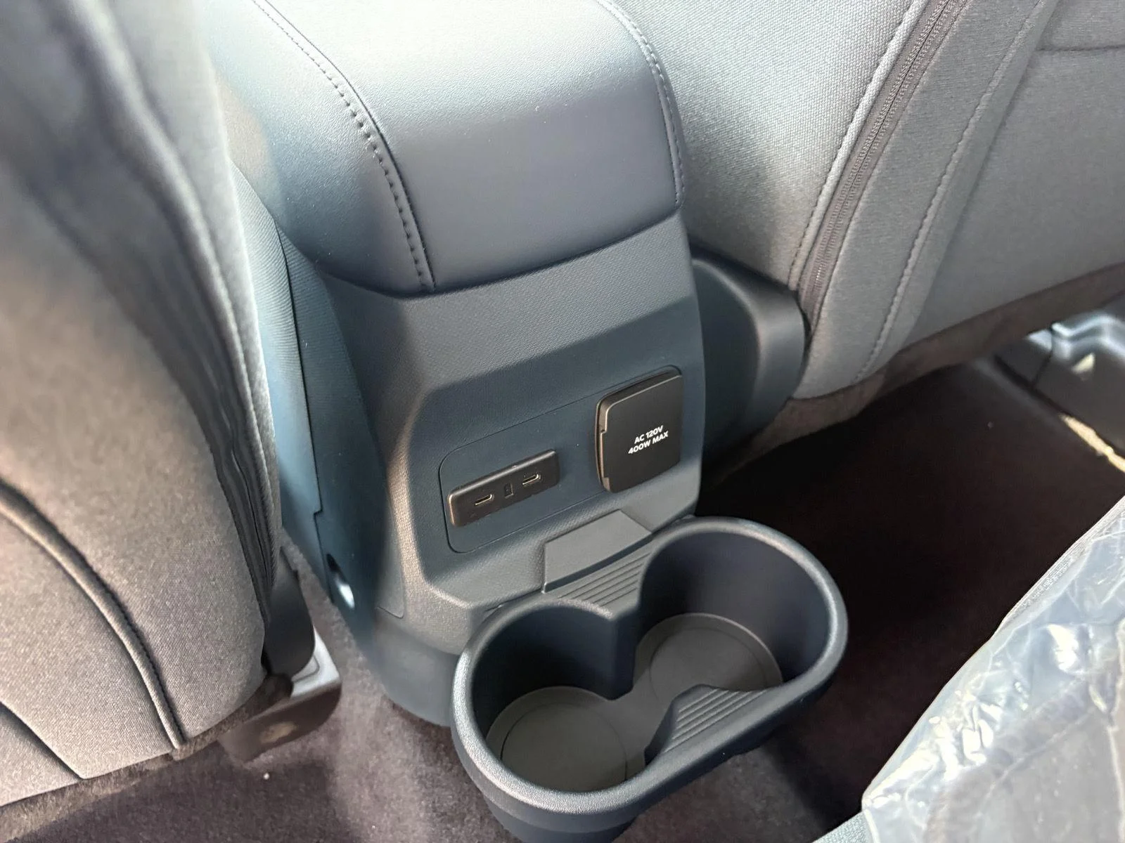 New 2026 Carbonized Gray Metallic Ford XLT image 21
