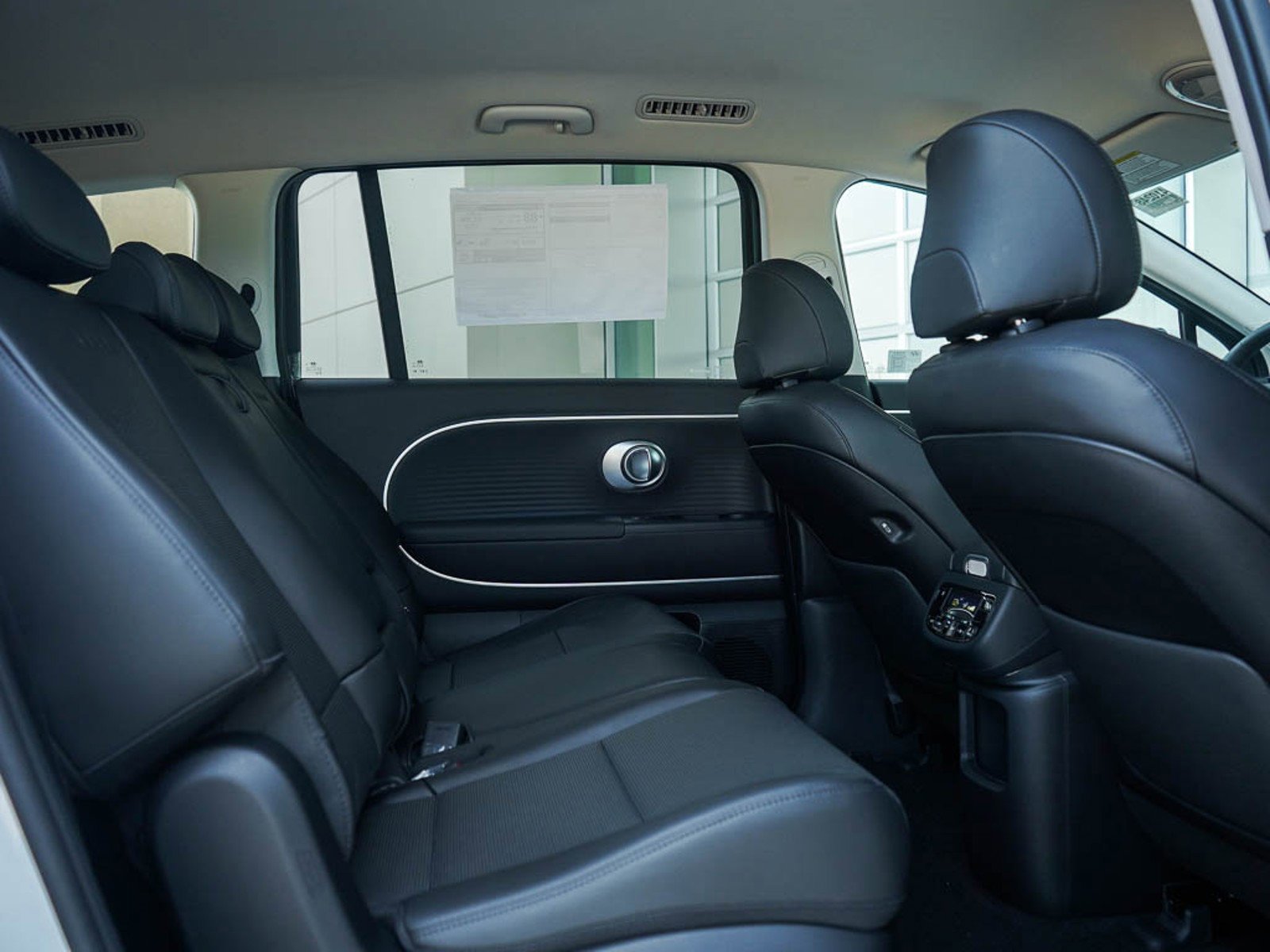 2026 Hyundai IONIQ 9 SEL - Photo 13