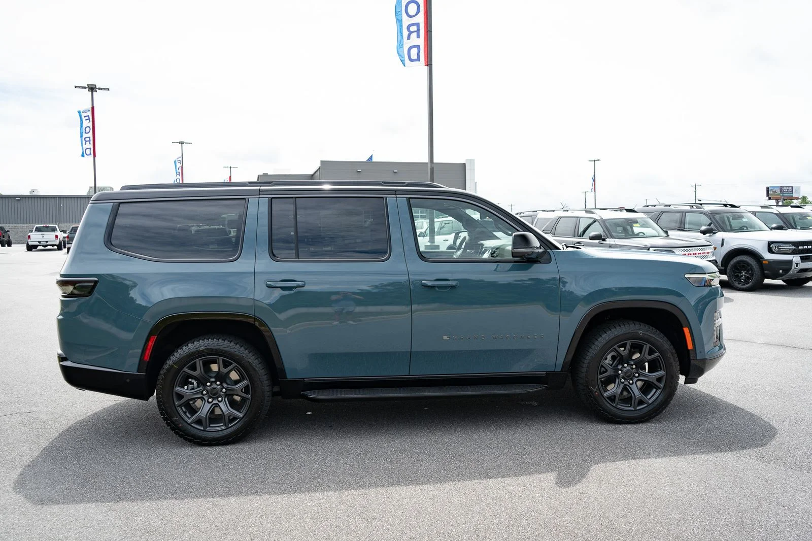 New 2026 Steel Blue Exterior Paint Jeep Upland image 11