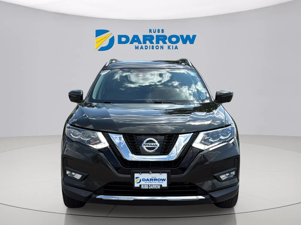 Used 2017 Midnight Jade Nissan SL image 8