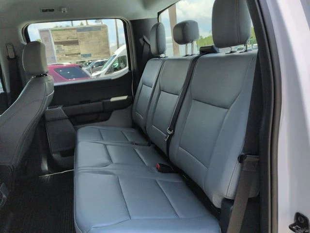 New 2026 Oxford White Ford F-250® XL image 14