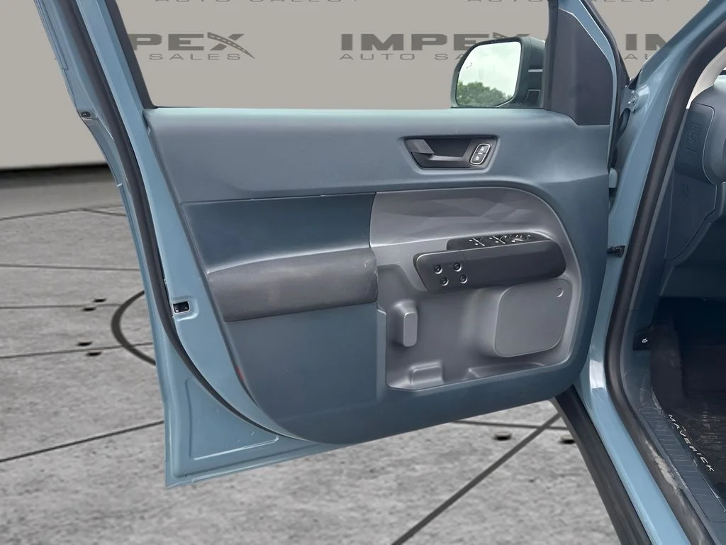 Used 2023 Blue Ford XL image 21