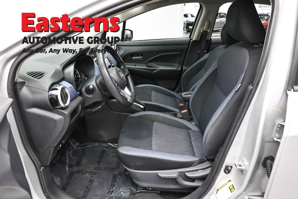Used 2023 Silver Nissan 1.6 SV image 14