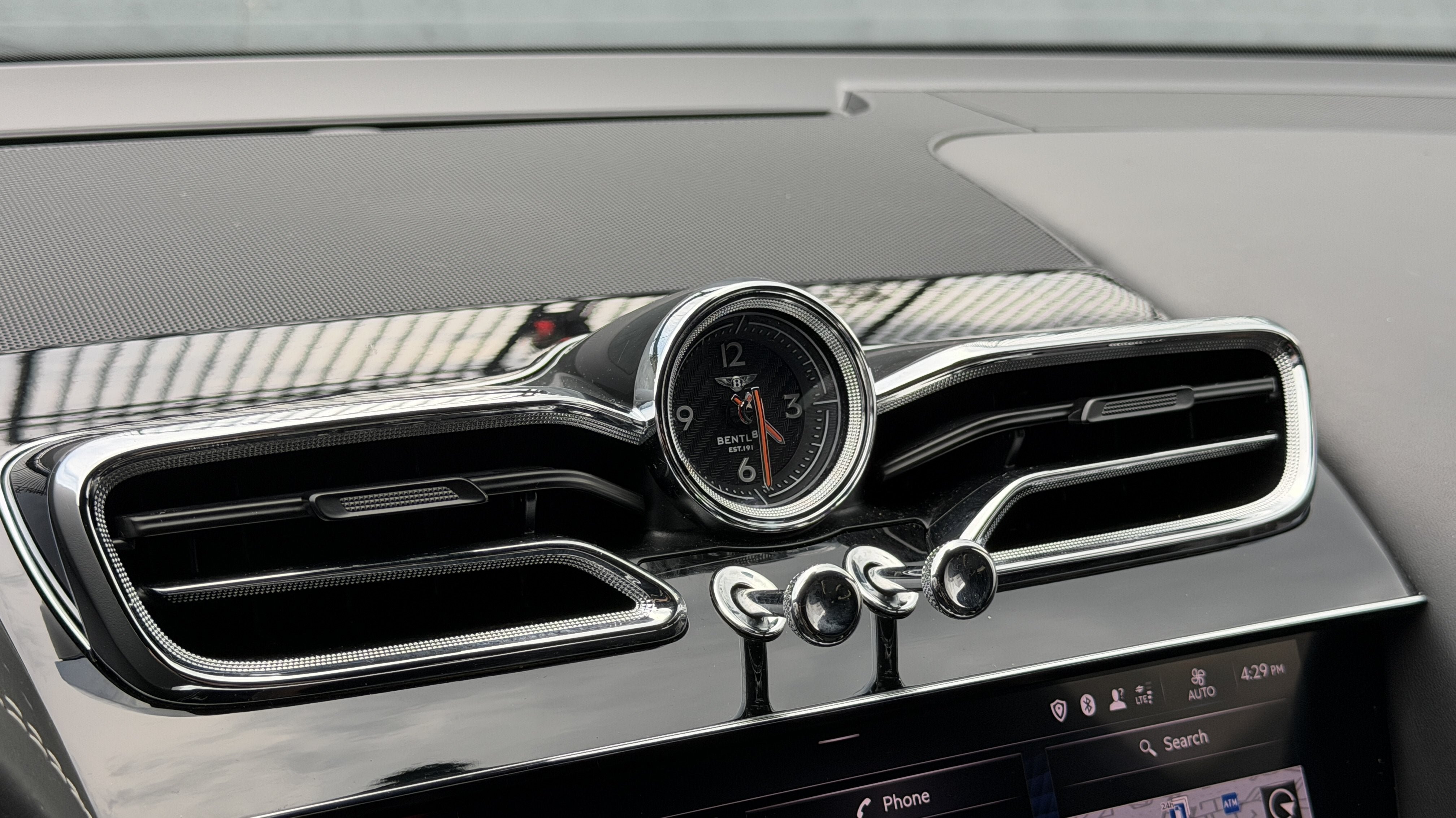 Used 2022 Beluga Bentley Speed image 19