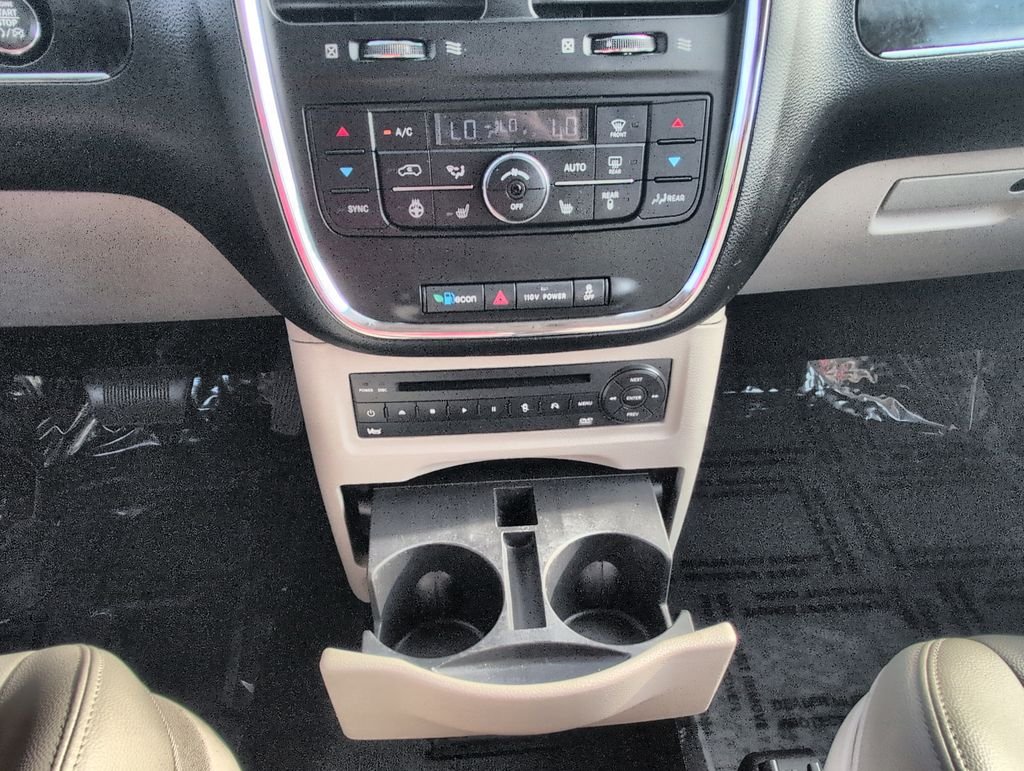Used 2012 Gray Chrysler Touring-L image 11