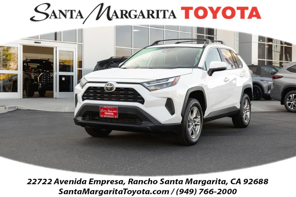 Used 2024 Ice Cap Toyota XLE image 1