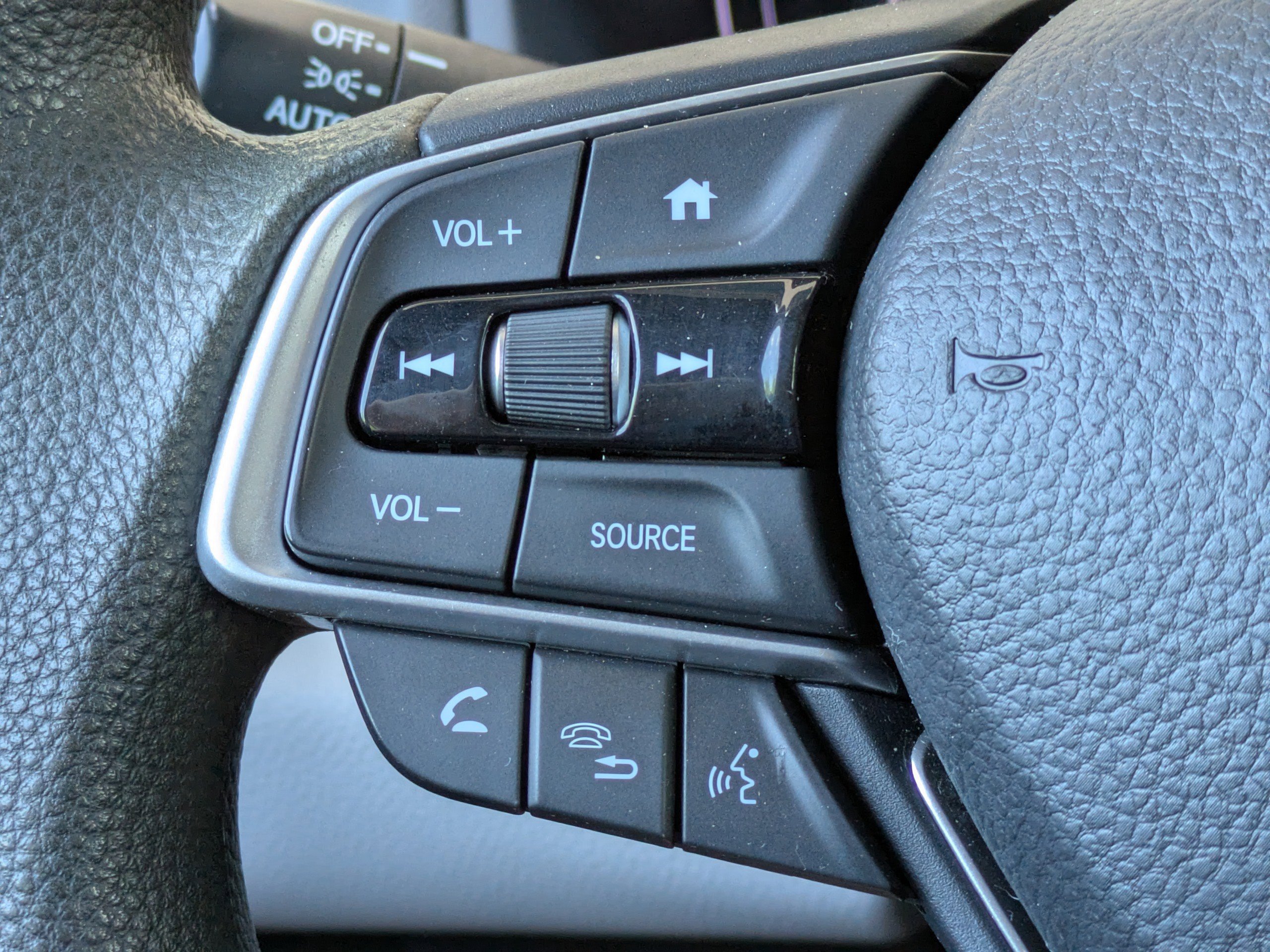 Used 2019 Obsidian Blue Pearl Honda LX 1.5T image 22