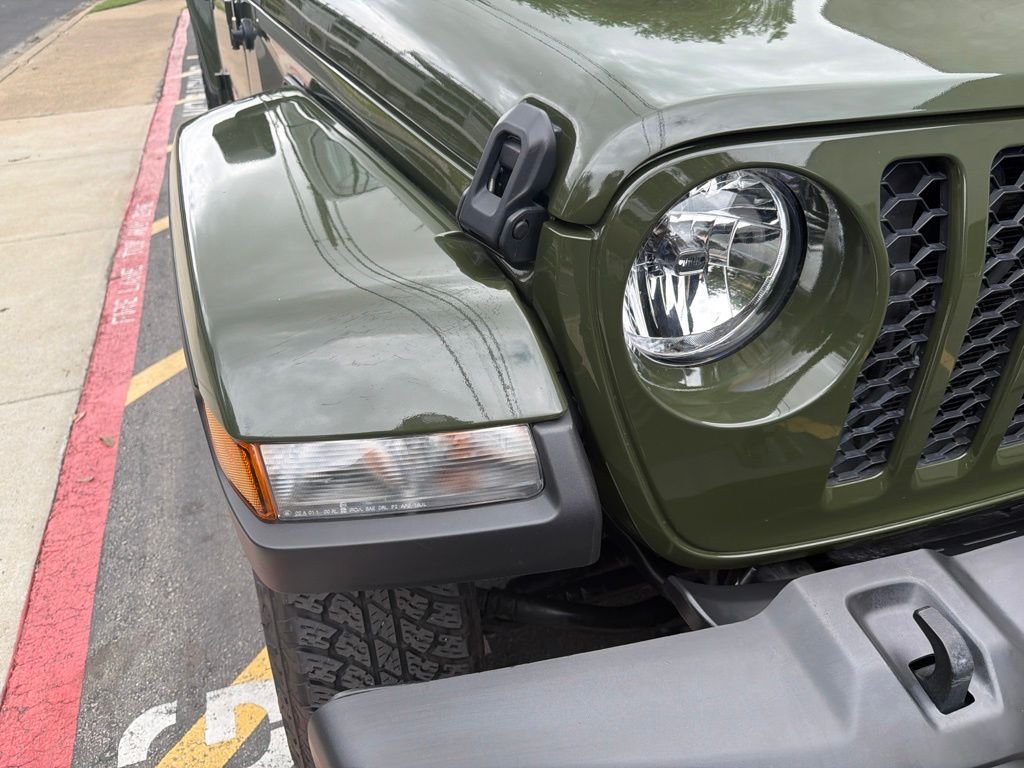 Used 2023 Green Jeep Sport S image 8