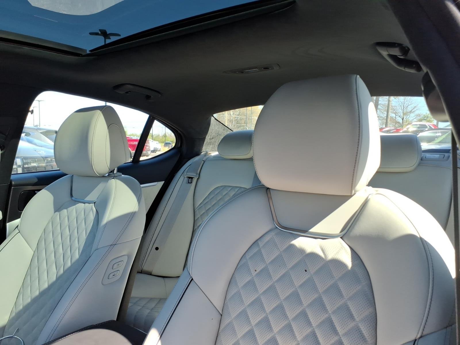 2025 GENESIS G70 Sport Advanced - Photo 16