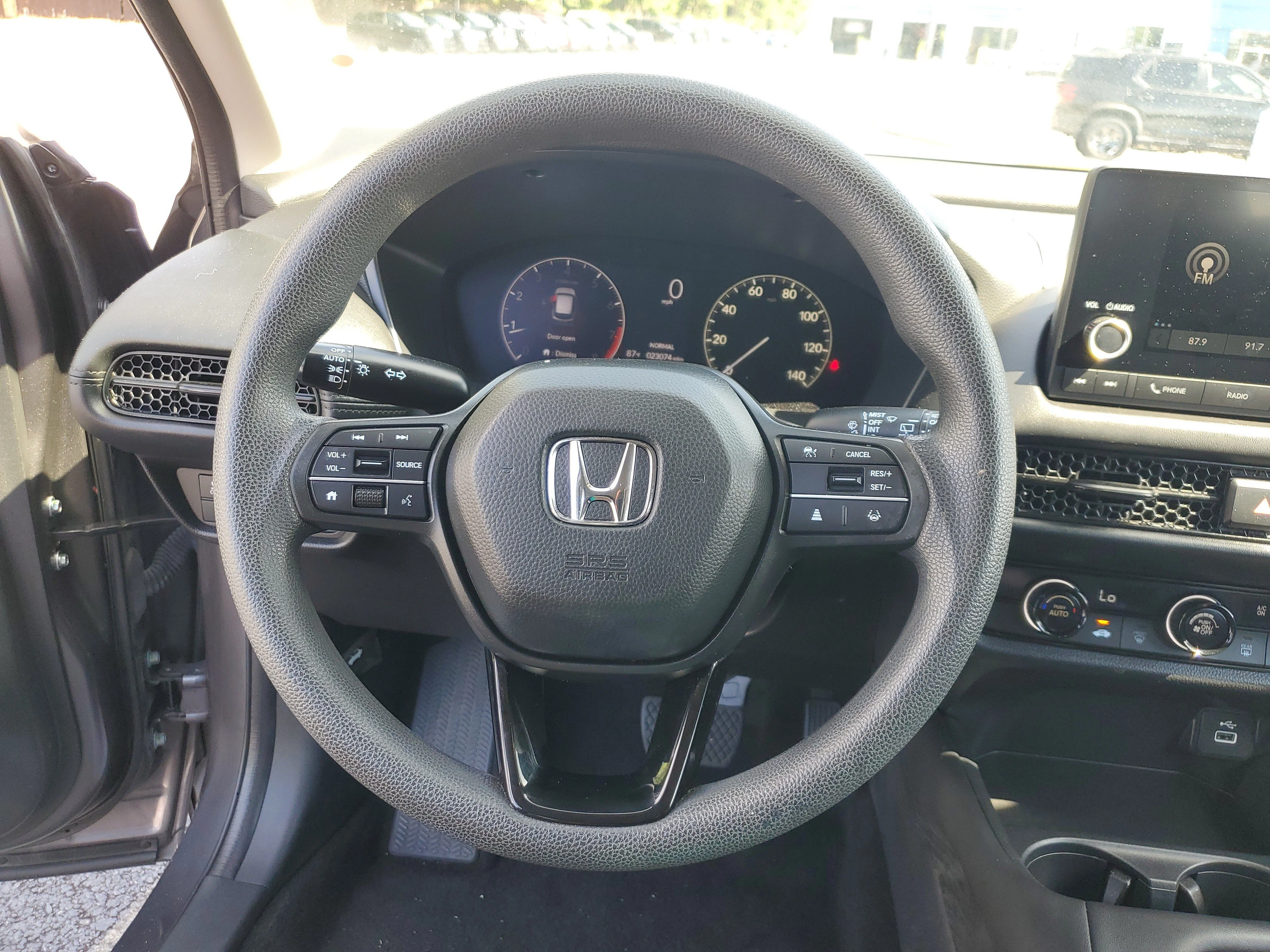 Used 2023  Honda LX image 25
