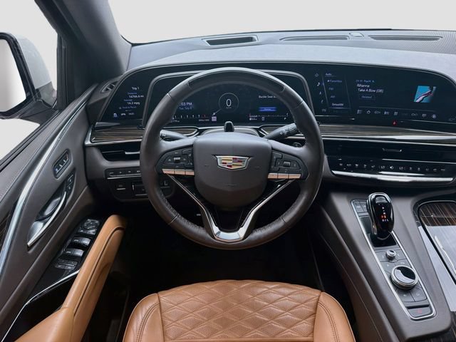 Used 2024 Crystal White Tricoat Cadillac 4WD Sport image 18