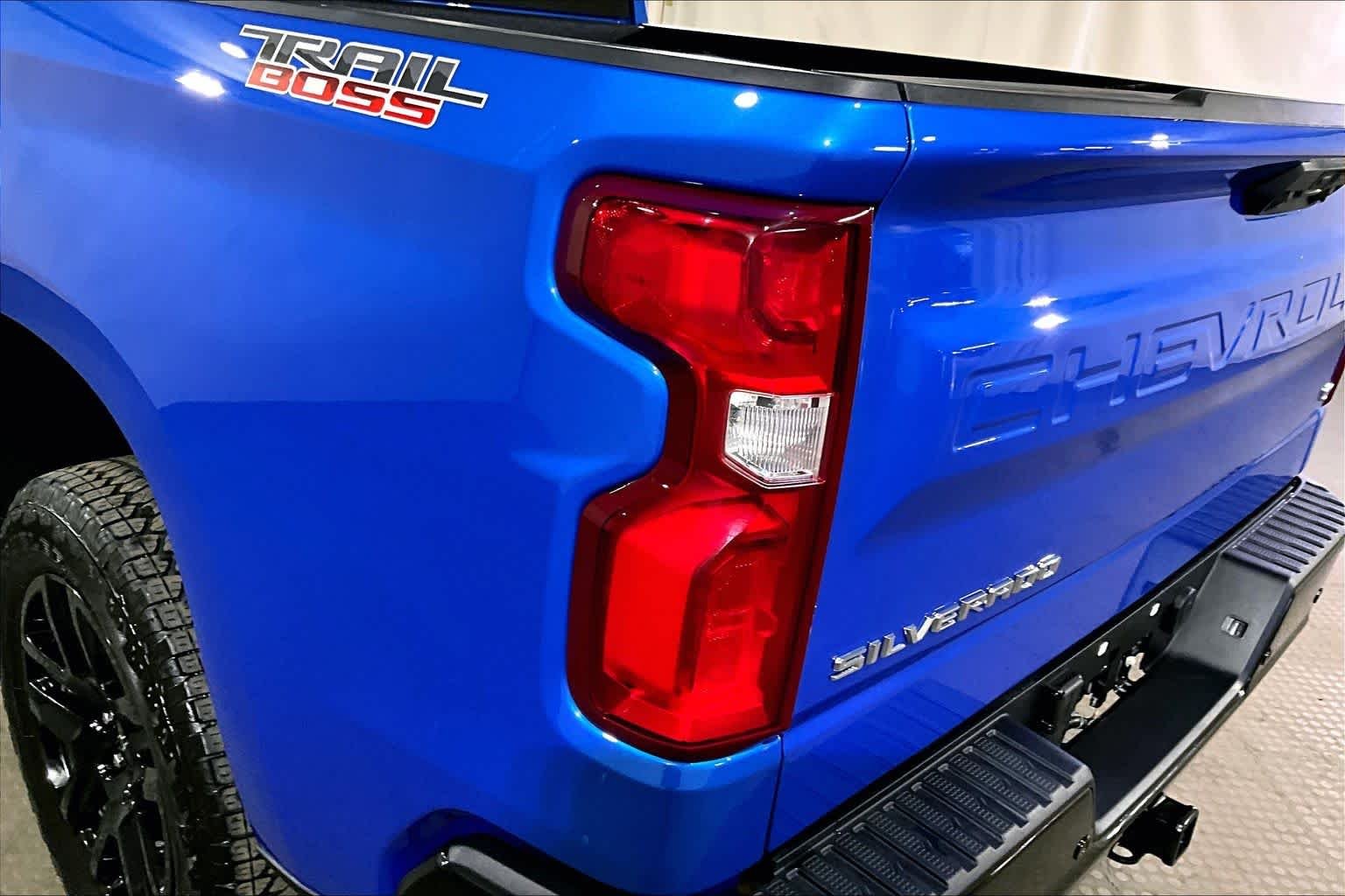 Used 2026 Riptide Blue Metallic Chevrolet LT Trail Boss image 39
