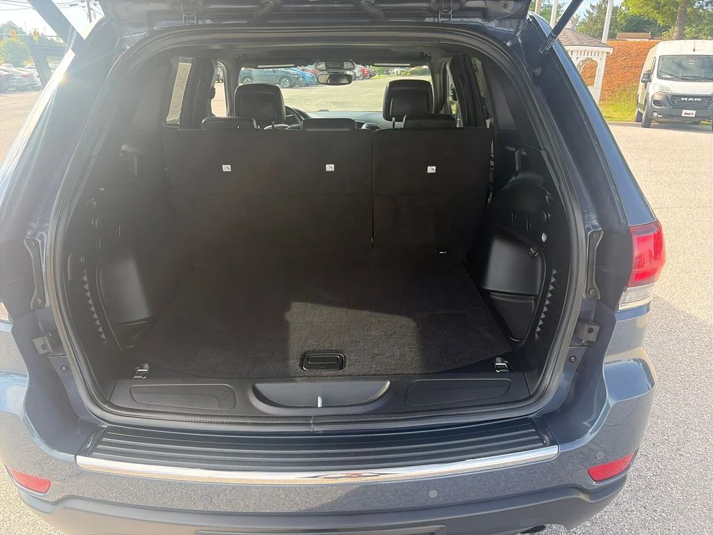Used 2021 Blue Jeep Limited image 24