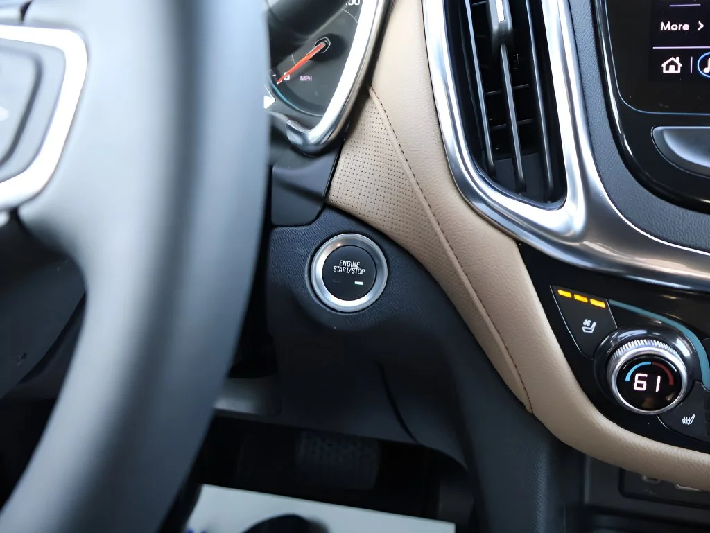 Used 2024 White Chevrolet Premier image 28