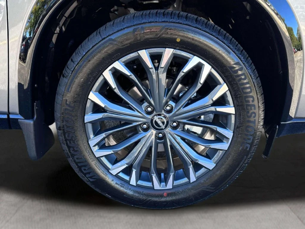 New 2026 Gun Metallic Nissan Platinum image 12